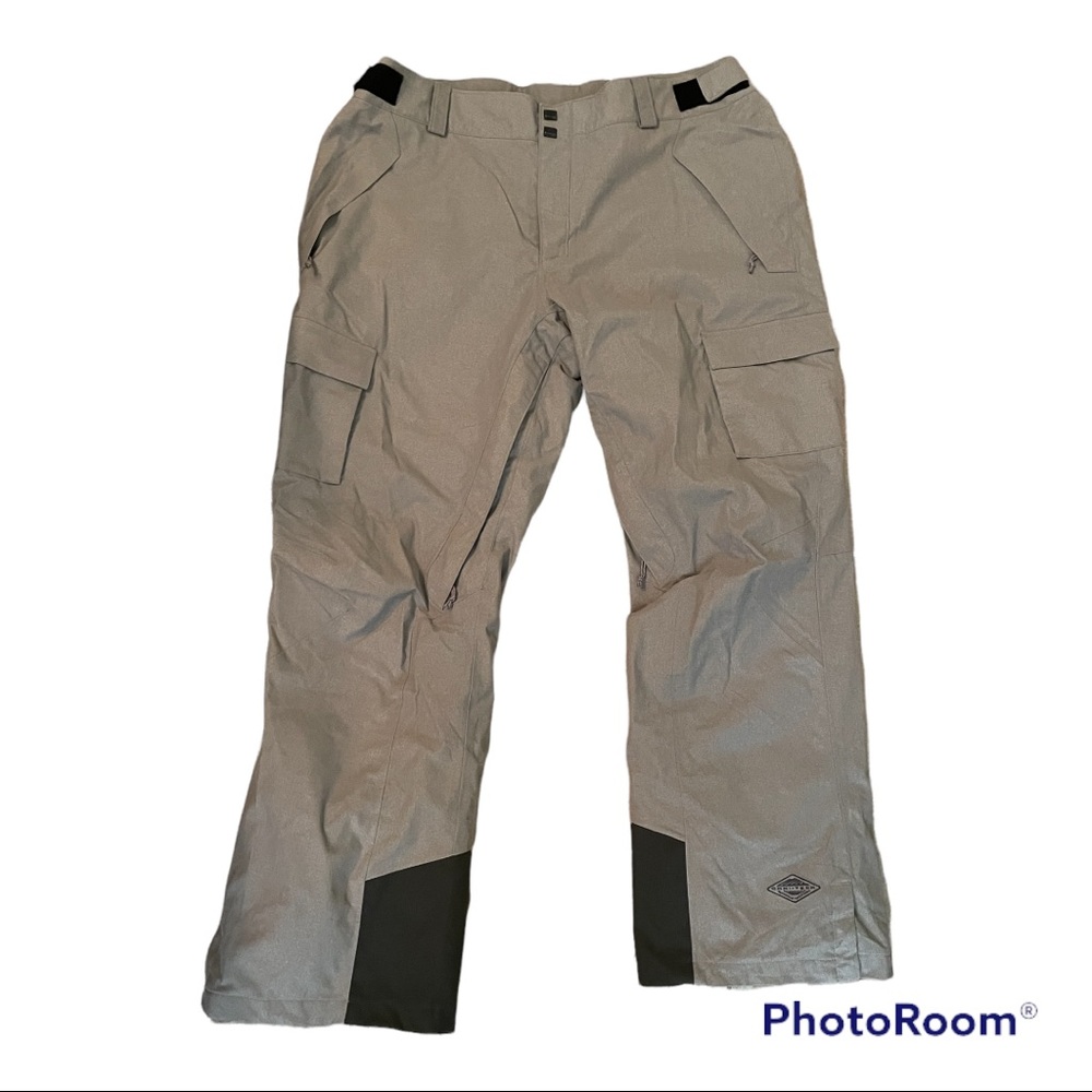Columbia Men's Ski & Snowboard Pants in Light Gray with Black Panels